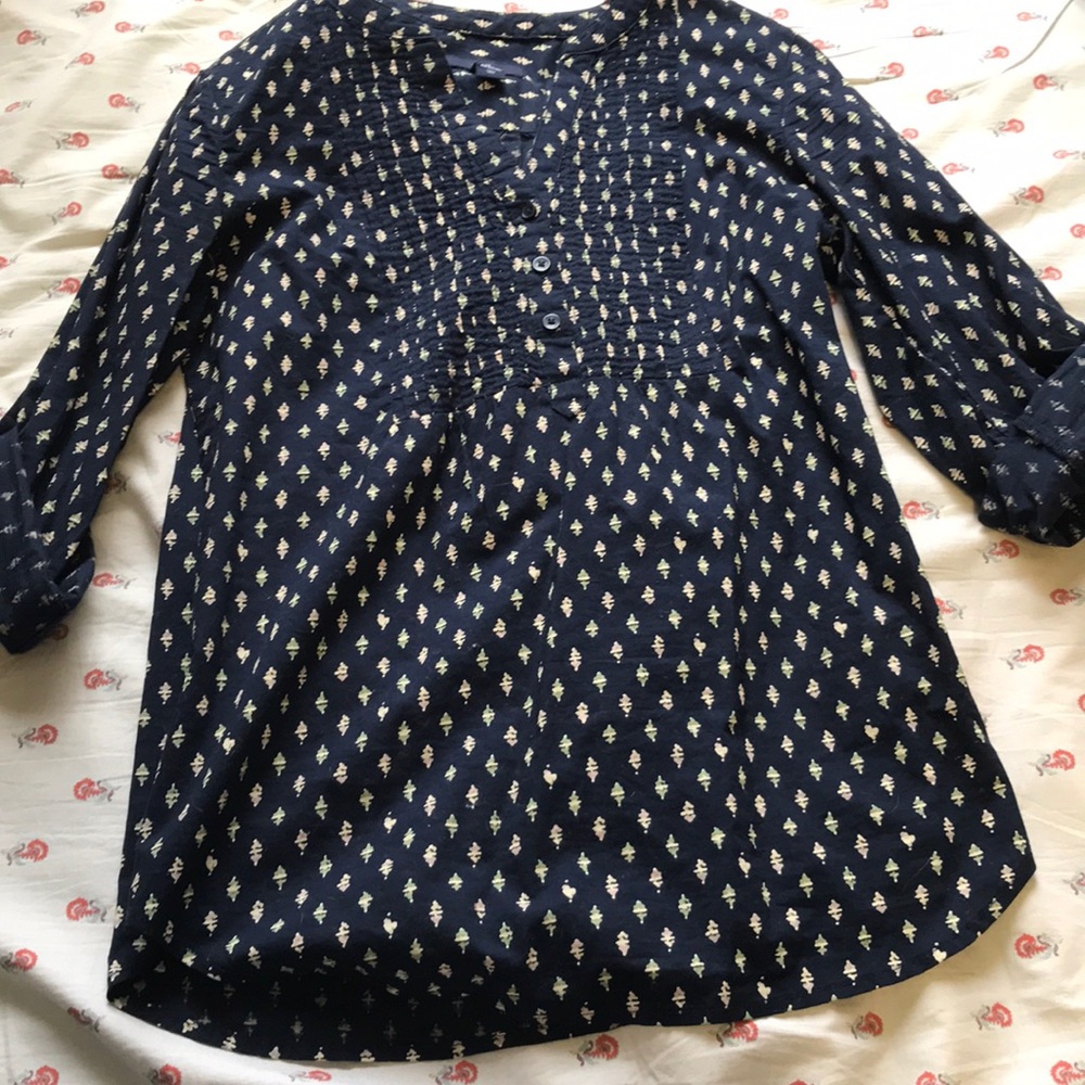 Gap shirt